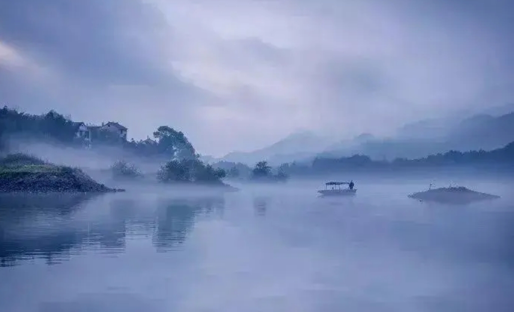途經(jīng)歲月，淡寫時光